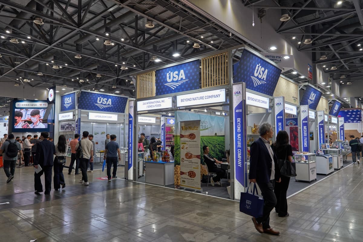 In Bạt Backdrop + Banner Sự Kiện SECC - VNT Media