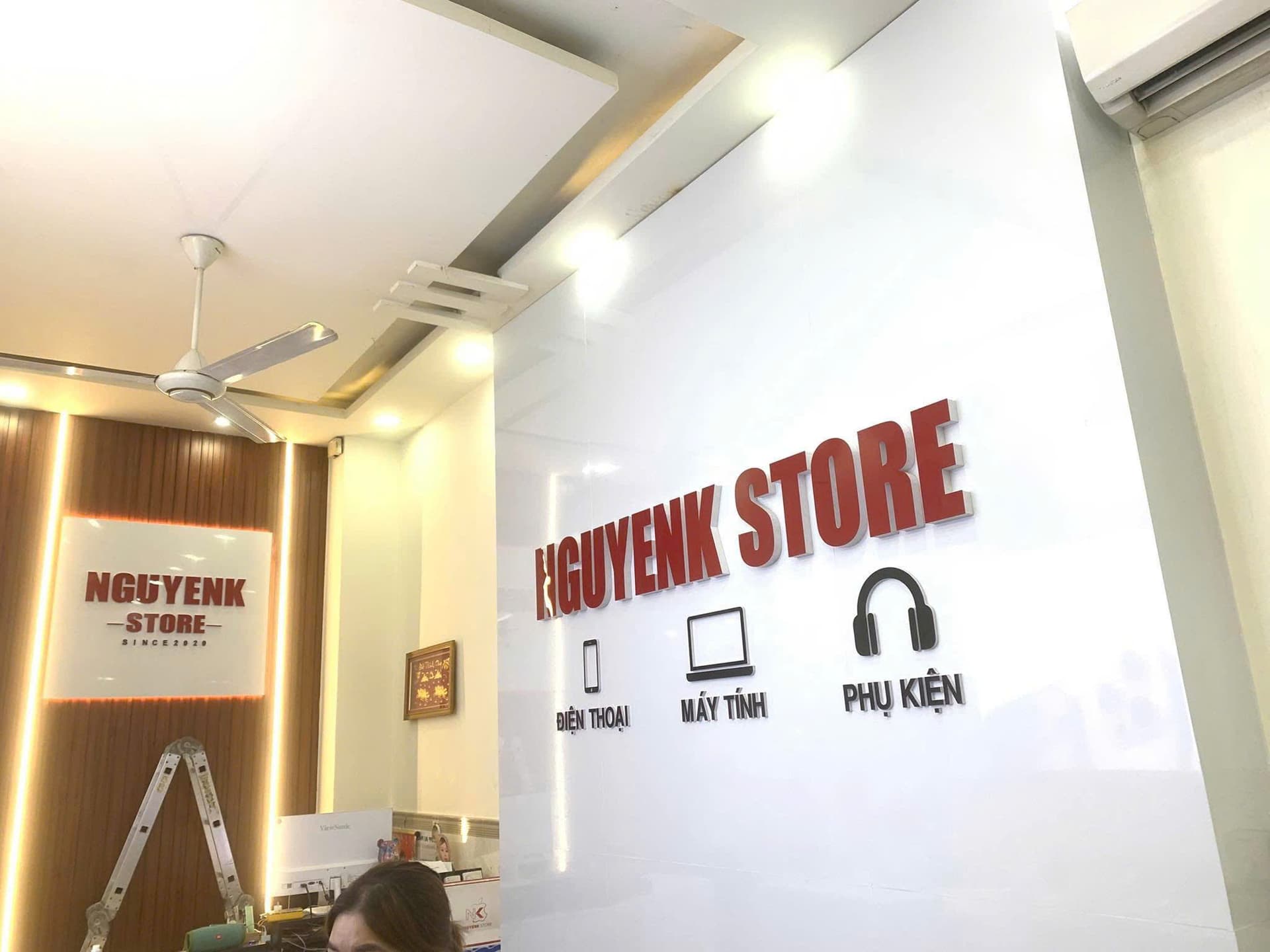 Chữ Nổi Mica NguyenK Store - VNT Media
